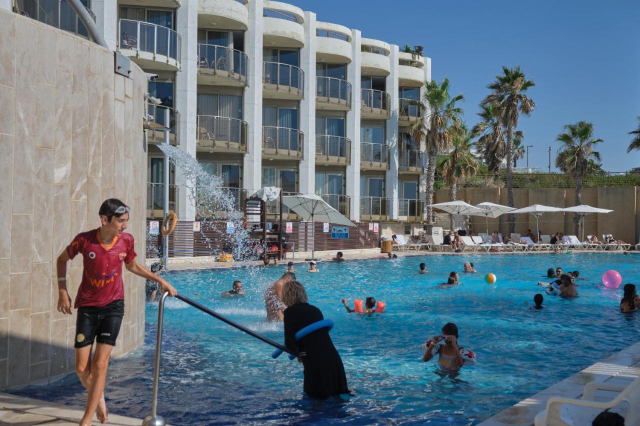 Sunny Sea View Studio Apartment Herzliya Luaran gambar