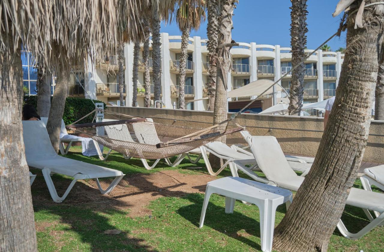 Sunny Sea View Studio Apartment Herzliya Luaran gambar